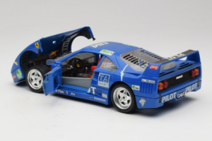 Ferrari F40 #34 M. Ferte / Thavenin / Palau Pilot Azul 1987 Bburago 1:18 3032-B1 Metal - imagem 5 de 8