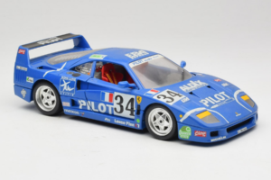 Ferrari F40 #34 M. Ferte / Thavenin / Palau Pilot Azul 1987 Bburago 1:18 3032-B1 Metal - imagem 6 de 8
