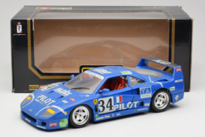 Ferrari F40 #34 M. Ferte / Thavenin / Palau Pilot Azul 1987 Bburago 1:18 3032-B1 Metal - imagem 8 de 8