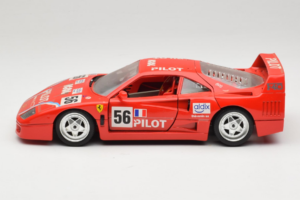 Ferrari F40 #56 Pilot Vermelho 1987 Bburago 1:18 3332-P2 Metal - imagem 4 de 8