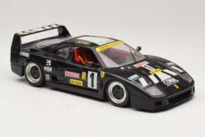 Ferrari F40 Pirelli Agip #1 Preto Bburago 1:18 3332-B1 Metal - imagem 6 de 8