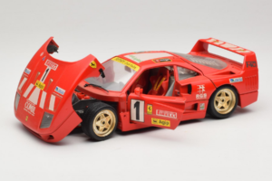 Ferrari F40 Pirelli Agip #1 Ferrari Club Italia Vermelho Bburago 1:18 3032-P2 Metal - imagem 2 de 8