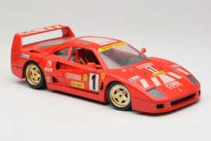 Ferrari F40 Pirelli Agip #1 Ferrari Club Italia Vermelho Bburago 1:18 3032-P2 Metal - imagem 6 de 8