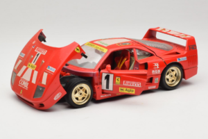 Ferrari F40 Evoluzione #1 Pirelli Agip Vermelho com Rodas Douradas 1992 Bburago 1:18 3042-P2 Metal - imagem 2 de 8
