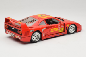 Ferrari F40 Pirelli BBS Vermelho Bburago 1:18 3032-P4 Metal - imagem 3 de 8