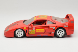 Ferrari F40 Pirelli BBS Vermelho Bburago 1:18 3032-P4 Metal - imagem 4 de 8
