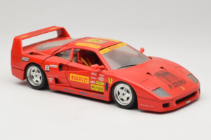 Ferrari F40 Pirelli BBS Vermelho Bburago 1:18 3032-P4 Metal - imagem 6 de 8