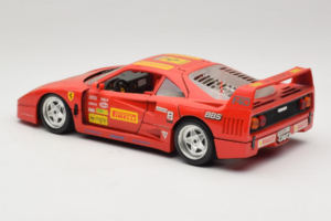 Ferrari F40 Pirelli BBS Vermelho Bburago 1:18 3032-P4 Metal - imagem 7 de 8
