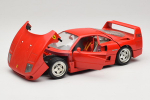 Ferrari F40 Vermelho Diamond Edition Bburago 1:18 3022-P1 Metal - imagem 2 de 8