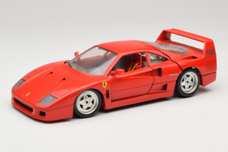 Ferrari F40 Vermelho Diamond Edition Bburago 1:18 3022-P1 Metal