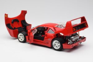 Ferrari F40 Vermelho Hot Wheels 1:18 23911 Metal - imagem 5 de 8