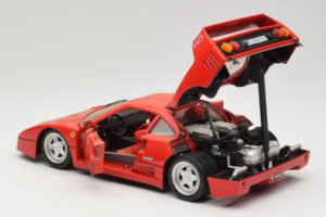 Ferrari F40 Vermelho Tonka 1:18 17004 Metal - imagem 5 de 8
