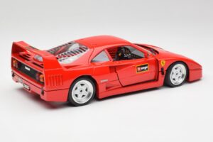 Ferrari F40 Vermelho Bburago 1:18 3332 Metal - imagem 3 de 8