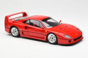 Ferrari F40 Vermelho Kyosho 1:18 08416R2 Metal - imagem 8 de 10