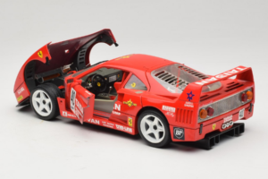 Ferrari F40 #40 T. Ohta / A. Reid Taisan Vermelho 1987 Bburago 1:18 3022-T1 Metal - imagem 5 de 8