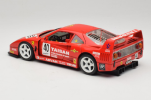 Ferrari F40 #40 T. Ohta / A. Reid Taisan Vermelho 1987 Bburago 1:18 3022-T1 Metal - imagem 7 de 8