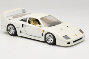 Ferrari F40 Branco Bburago 1:18 3332-W4 Metal - imagem 6 de 8