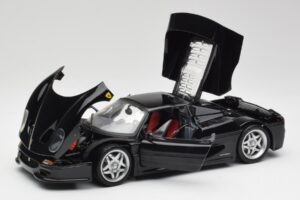 Ferrari F50 Preto Hot Wheels 1:18 23910 Metal - imagem 2 de 8