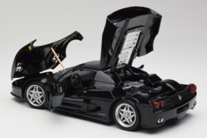 Ferrari F50 Preto Hot Wheels 1:18 23910 Metal - imagem 5 de 8