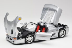 Ferrari F50 Cabriolet Prata Bburago 1:18 3372 Metal - imagem 2 de 8