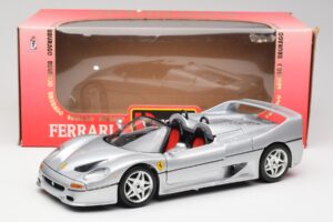 Ferrari F50 Cabriolet Prata Bburago 1:18 3372 Metal - imagem 8 de 8