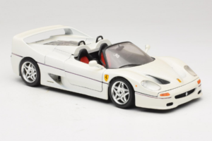 Ferrari F50 Cabriolet Branco Bburago 1:18 3352-W1 Metal - imagem 6 de 8
