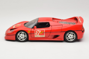 Ferrari F50 Coupé #50 50 Jahre Ferrari Vermelho Bburago 1:18 3352-P2 Metal - imagem 4 de 8