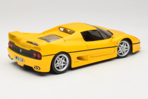 Ferrari F50 Coupé Shell Amarelo Maisto 1:18 3076-Y1 Metal - imagem 3 de 8