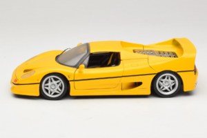 Ferrari F50 Coupé Shell Amarelo Maisto 1:18 3076-Y1 Metal - imagem 4 de 8