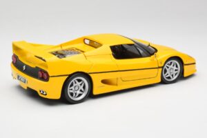 Ferrari F50 Giallo Modena Maisto 1:18 F50001 Metal - imagem 3 de 8