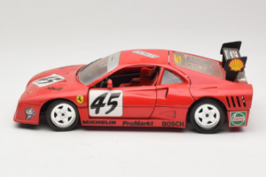 Ferrari 288 GTO Evoluzione #45 Vermelho Revell 1:18 48820 Metal - imagem 4 de 8