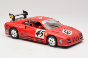 Ferrari 288 GTO Evoluzione #45 Vermelho Revell 1:18 48820 Metal - imagem 6 de 8