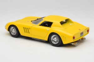 Ferrari 250 GTO Amarelo Guiloy 1:18 67525 Metal - imagem 7 de 8