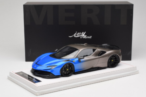 Ferrari SF90 Novitec Blue Grey Metallic IVY 1:18 REMC029 Resina - imagem 7 de 7