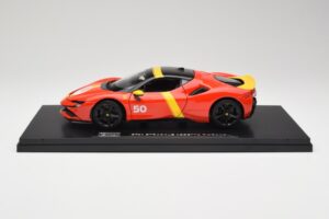 Ferrari SF90 Stradale #50 24 Hours of Le Mans 2024 Bburago 1:18 18-16035 Metal - imagem 4 de 9