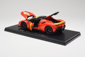 Ferrari SF90 Stradale #50 24 Hours of Le Mans 2024 Bburago 1:18 18-16035 Metal - imagem 5 de 9