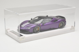 Ferrari SF90 Stradale Novitec Purple Metallic IVY 1:18 REMC021 Resina - imagem 6 de 7