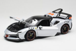 Ferrari SF90 XX Stradale Arctic White Bburago 1:18 18-16020W Metal - imagem 2 de 8