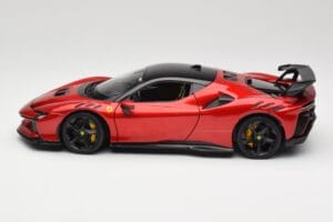 Ferrari SF90 XX Stradale Magma Red Bburago 1:18 18-16020R Metal - imagem 4 de 8