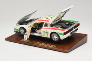 Ferrari Testarossa Italia 90 Branco Bburago 1:18 3059-W1 Metal - imagem 5 de 8