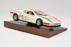 Ferrari Testarossa Italia 90 Branco Bburago 1:18 3059-W1 Metal - imagem 7 de 8