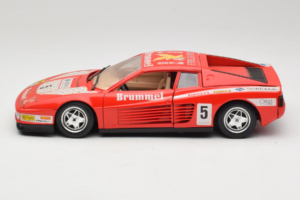 Ferrari Testarossa Brummel #5 Vermelho 1984 Bburago 1:18 3004-P1 Metal - imagem 4 de 8