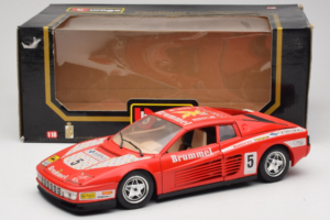 Ferrari Testarossa Brummel #5 Vermelho 1984 Bburago 1:18 3004-P1 Metal - imagem 8 de 8