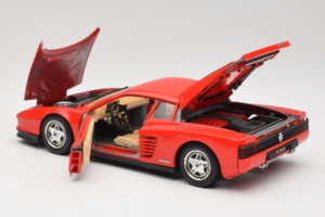 Ferrari Testarossa PPG Auto Refinish Vermelho Bburago 1:18 3039-P3 Metal - imagem 5 de 8