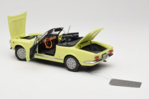 Fiat 124 Spider BS1 Amarelo Sun Star 1:18 4921 Metal - imagem 5 de 8