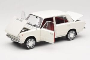 Fiat 124 Branco IXO 1:18 18CMC205OP Metal - imagem 2 de 8