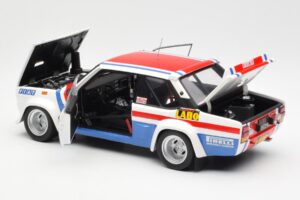 Fiat 131 Abarth Fiat France #9 J-C. Andruet / C. Delferrier Winner Rally Sanremo 1977 Kyosho 1:18 08375A Metal - imagem 5 de 8