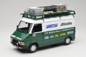 Fiat 242 Alitalia Rally Team Assistance With Trailer 1978 IXO 1:18 18CMC027WX Metal - imagem 2 de 7