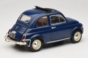 Fiat 500 L Azul Bburago 1:18 3327 Metal - imagem 3 de 8