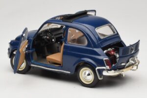 Fiat 500 L Azul Bburago 1:18 3327 Metal - imagem 5 de 8
